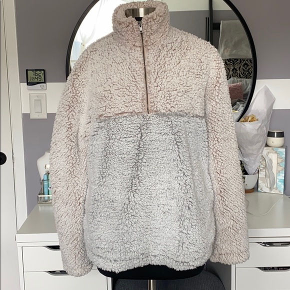 thread and supply sherpa pullover